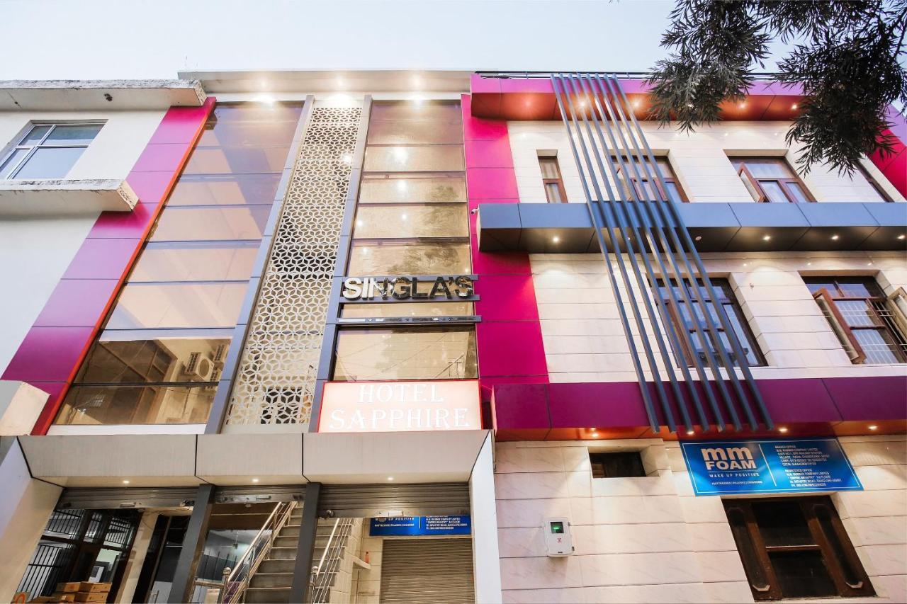 Collection O Sapphire Hotel Chandigarh Exterior photo